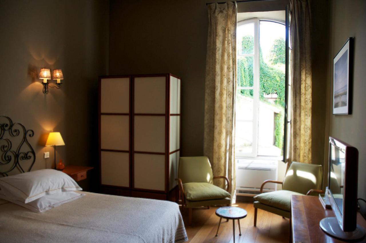 Grand Hotel Nord-Pinus Arles Cameră foto